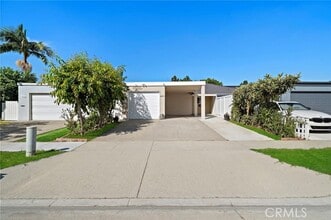 Building Photo - 2606 Jacaranda St