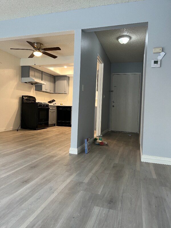 Foto del edificio - 1733 Natalie Ave