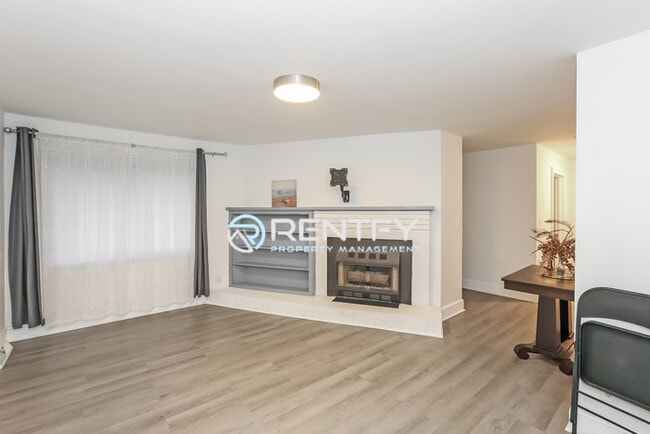 Building Photo - 12428 US-52