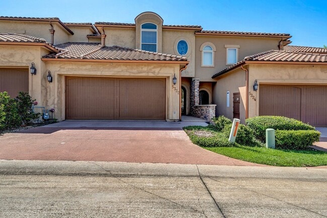 Foto del edificio - Gorgeous Townhome in The Villas of Hollytree!