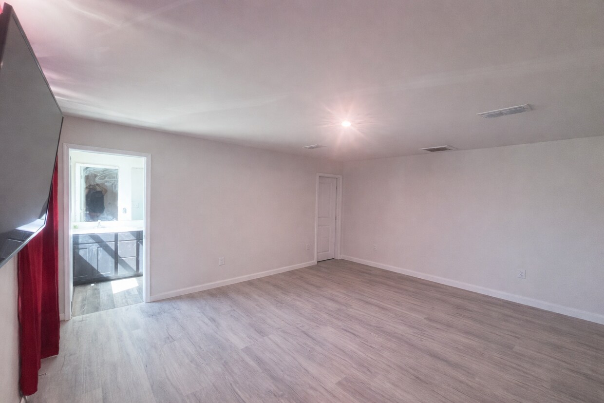 Foto del edificio - Room in House on Browband St