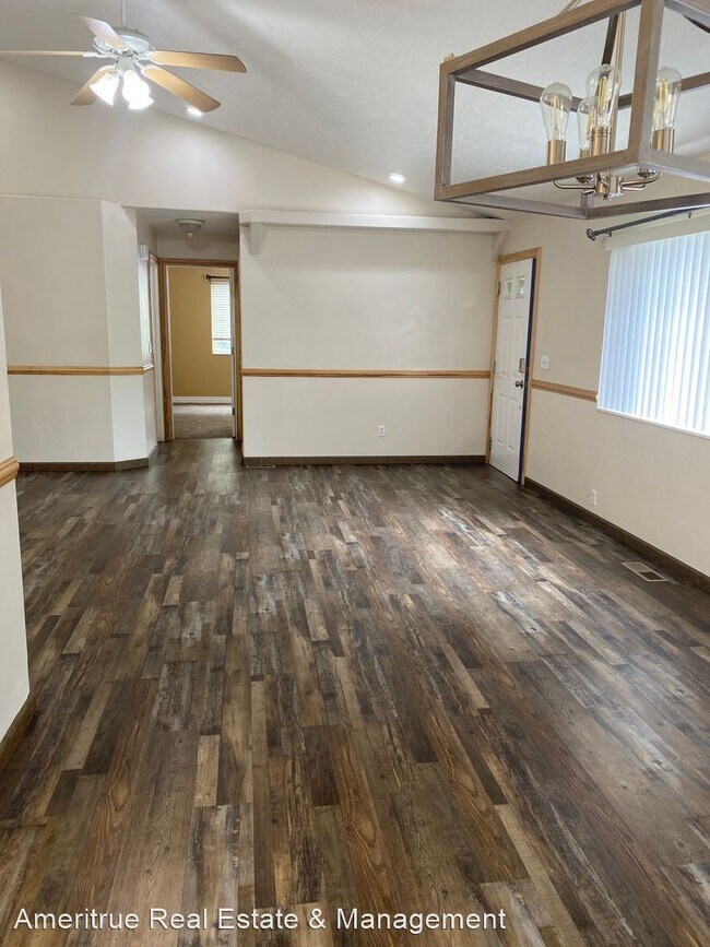 Building Photo - 5 br, 3 bath House - 1366 S. Slate Canyon ...