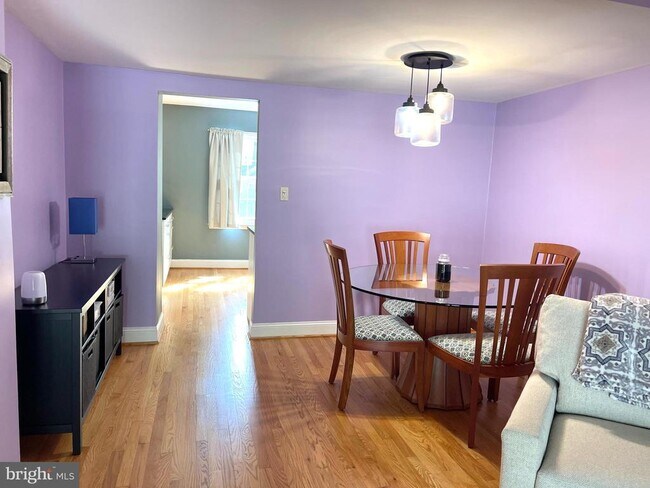 Foto del edificio - 246 Commons Dr NW