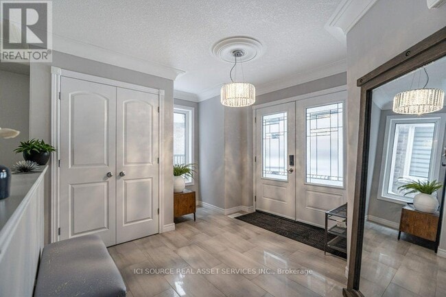 Photo du bâtiment - 505 Clayton Ave