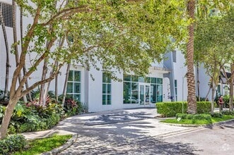 Building Photo - 2275 Biscayne Blvd