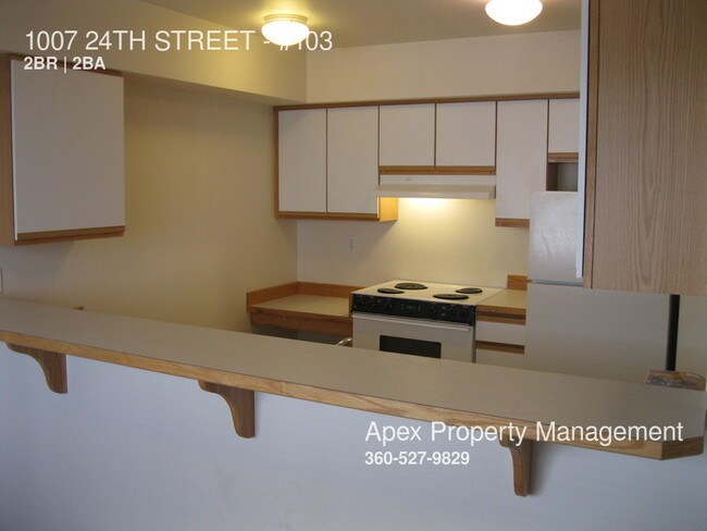 Building Photo - 1007 24TH St