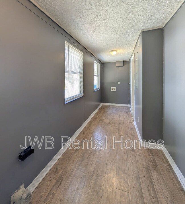 Building Photo - 8920 2nd Ave