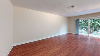 Interior Photo - 27 Seventy Five Mesa Verde