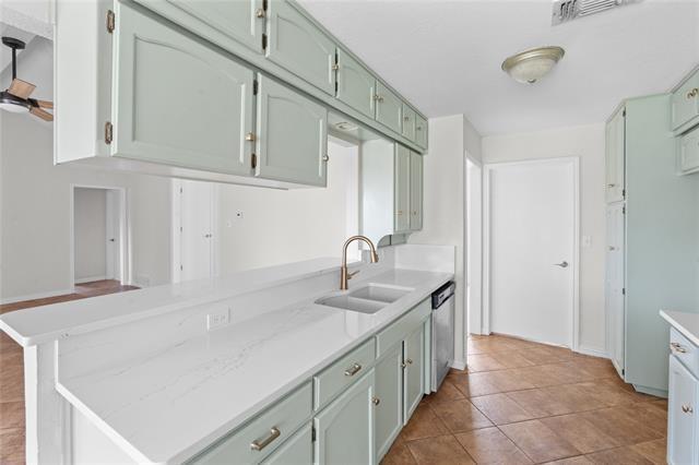 Foto del edificio - 1106 Almond Dr