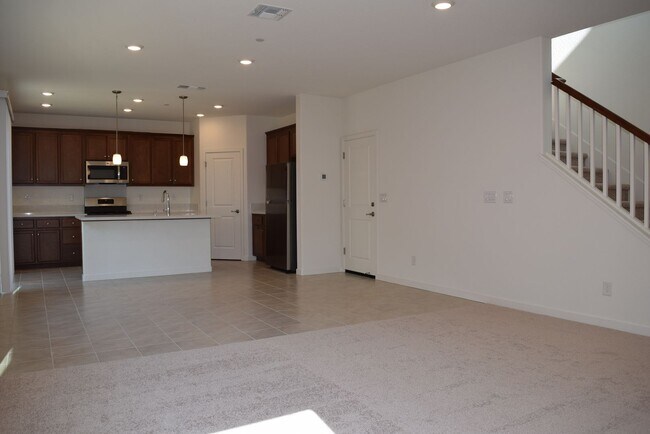 Foto del edificio - 3718 Red Fir Ln