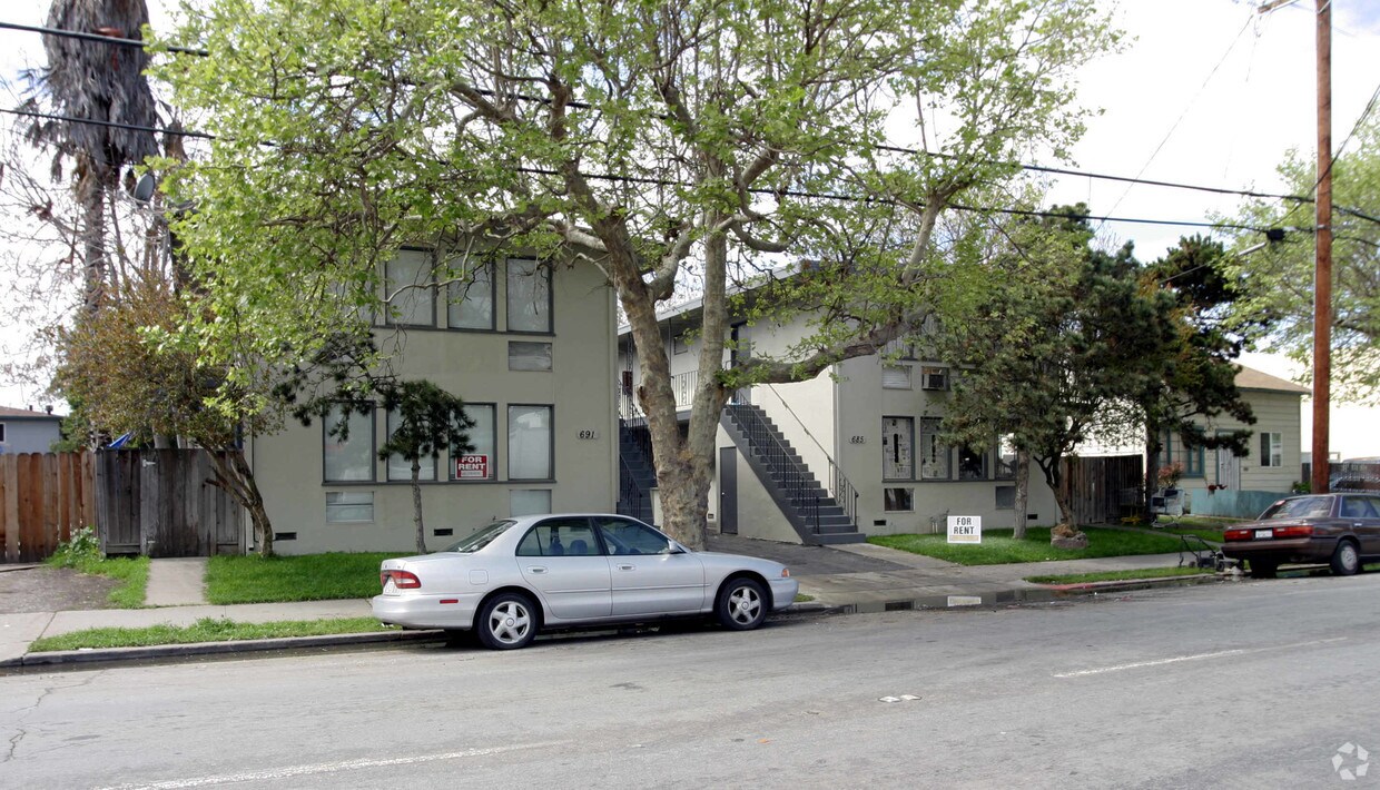Building Photo - 685 S Almaden Ave