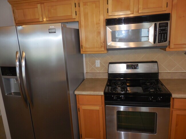 Foto del edificio - 11232 Whitey Ford St