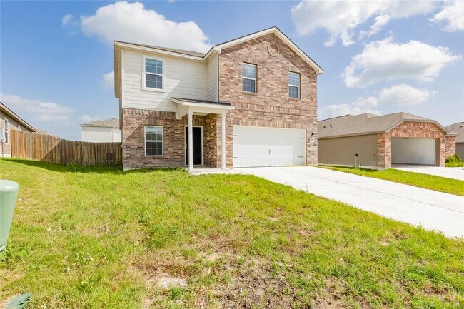 Foto del edificio - 117 Fairfax Ln