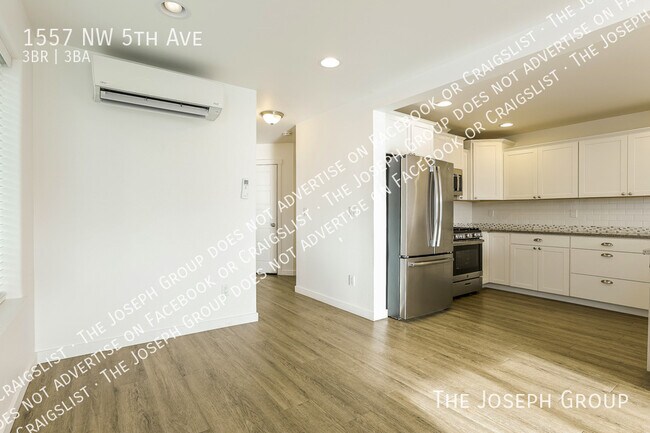 Building Photo - 1557 NW 5th Ave