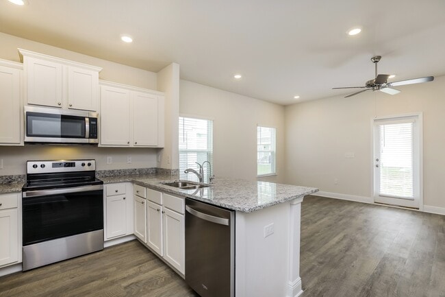 Building Photo - 1656 Caleigh Ct