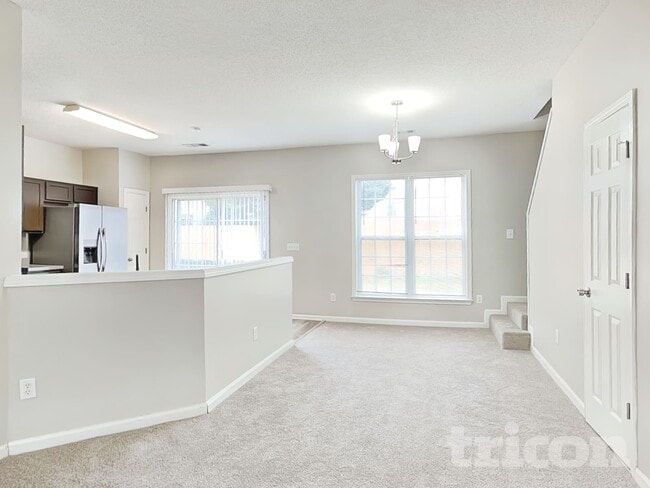 Building Photo - 1654 Heyford Cir NW