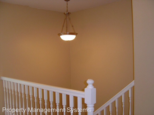 Building Photo - 4017 SW 180th Ter