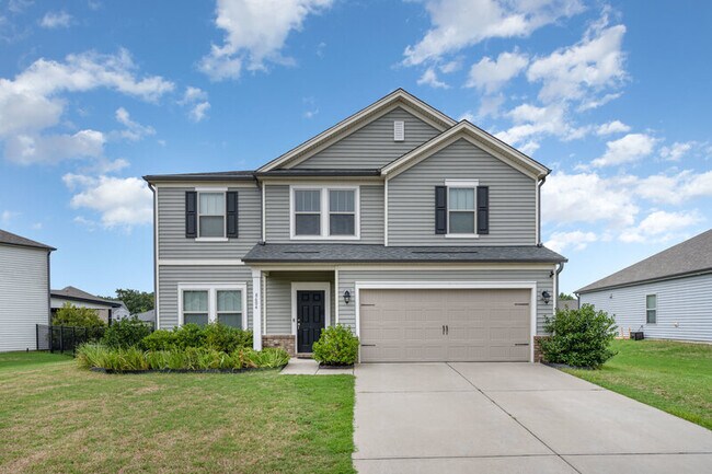 Foto del edificio - 8604 Caruthers Dr