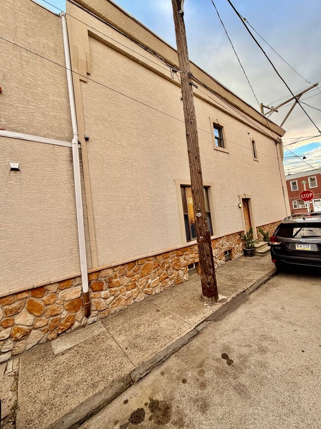 Photo - 3 bed 2.5 bath in Port Richmond with Garag... House