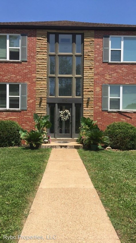 Primary Photo - 810 Francis Pl