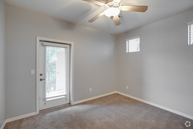 2BR, 2BA - 1,130 SF - Santana Ridge Luxury Condominiums