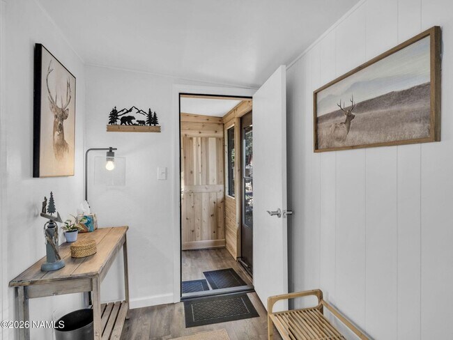 Foto del edificio - 3114 Owl Pl