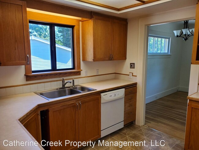 Foto del edificio - 3 br, 2 bath House - 1104 2nd Street