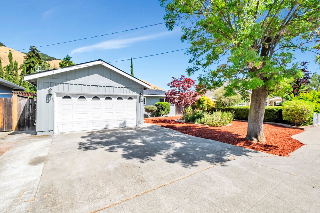 Foto principal - 714 Wasatch Dr