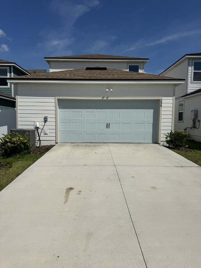Building Photo - 236 Hawthorn Pk Cir
