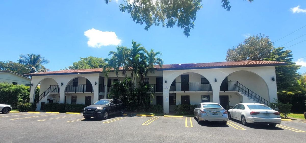 Foto del edificio - 11680 NW 45th St