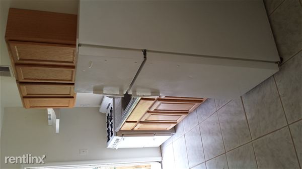 Building Photo - 117 Highland Ave