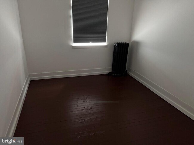 Foto del edificio - 5441 Chancellor St