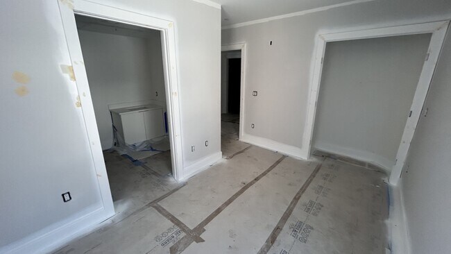 Building Photo - 36 Colborne Rd