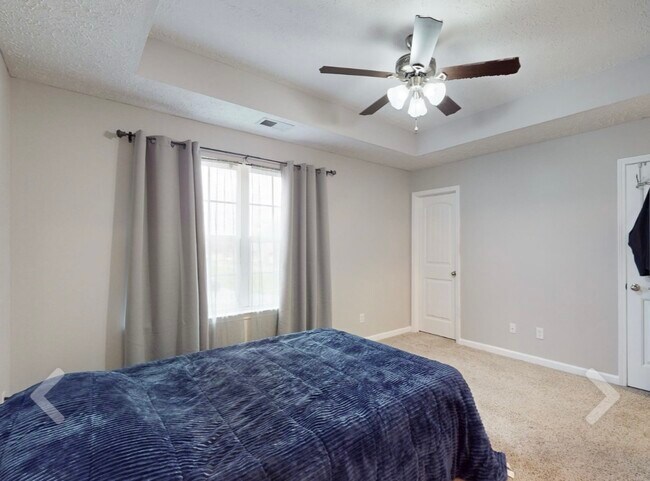 Foto del edificio - 102 Glen Valley Cir