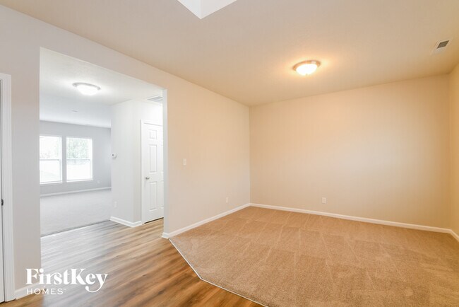 Building Photo - 1298 Hazy Falls Blvd