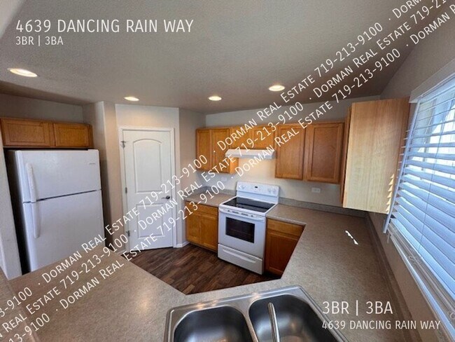 Foto del edificio - 4639 Dancing Rain Way