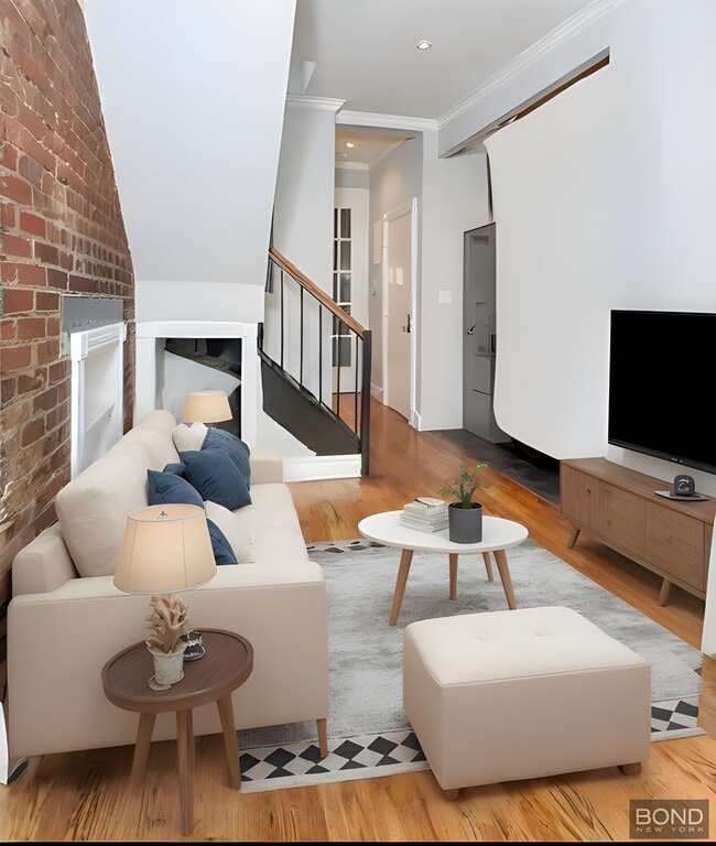 Building Photo - 221 Mott St