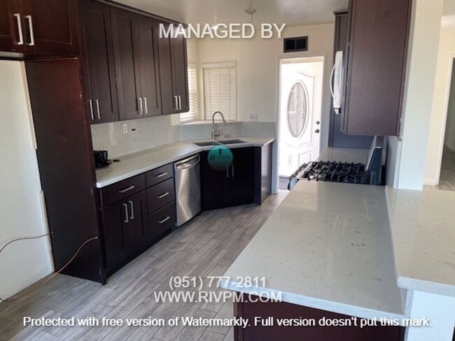 Photo - Great commuter location, coming soon! House