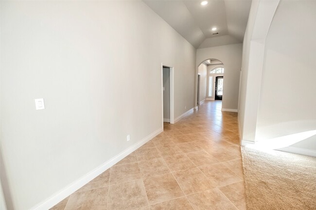 Building Photo - 2911 River Flower Ln