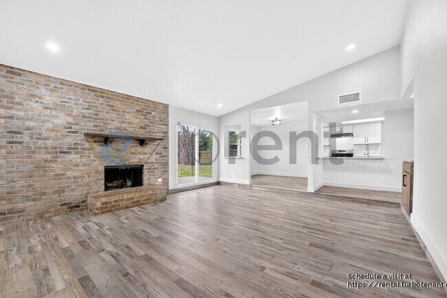 Foto del edificio - 2505 Clearwood Dr