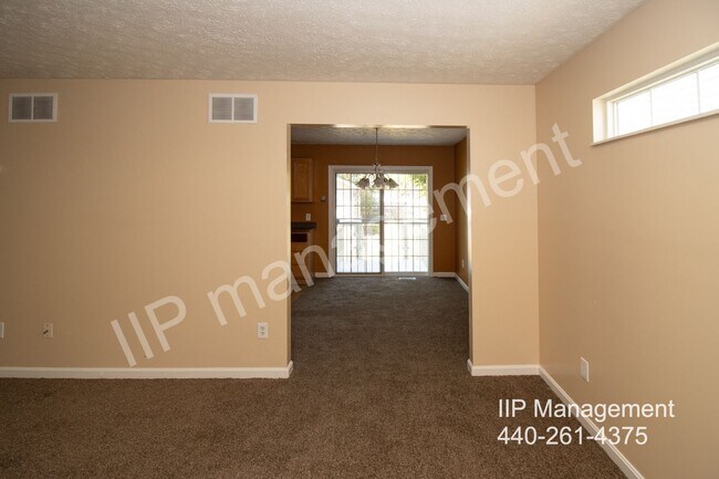 Building Photo - Lovely 3-Bedroom Rental in Cleveland's His...