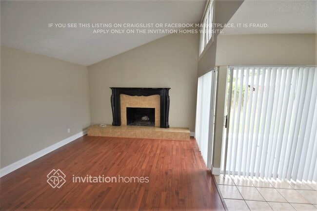Building Photo - 10305 Fernbrook Ln