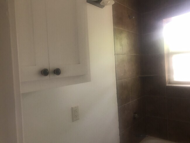 Foto del edificio - 3/2/2 Fenced yard Pet FRIENDLY