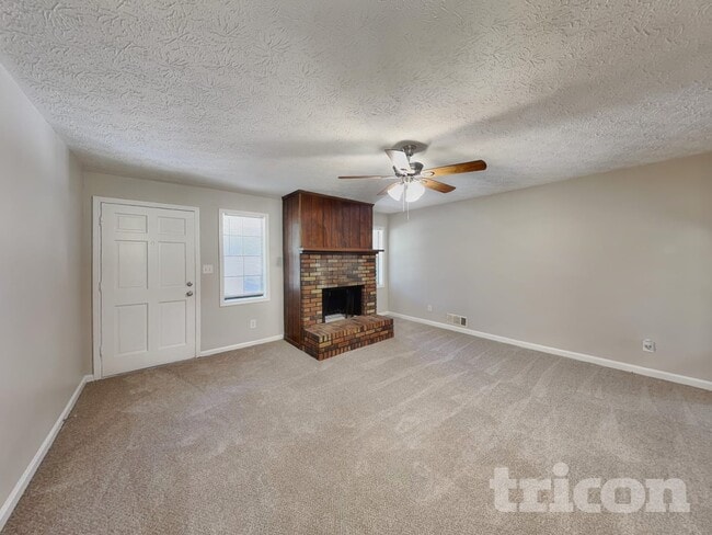 Building Photo - 65 Highland Cir