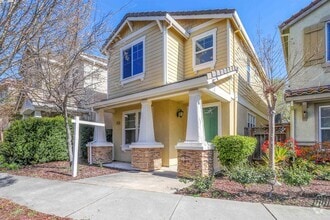 Building Photo - 7459 Starward Dr