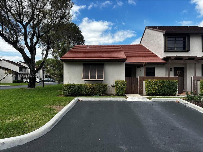 Building Photo - 13350 SW 88th Terrace