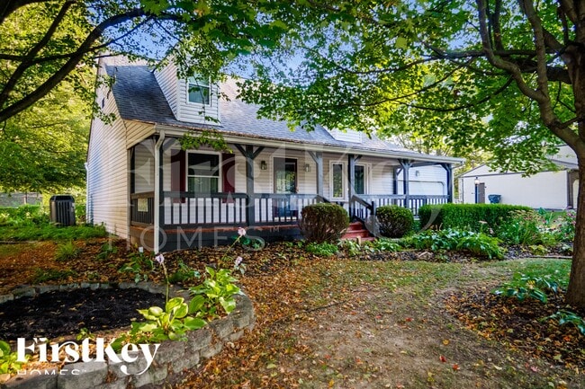 Building Photo - 284 Bristol Dr SW