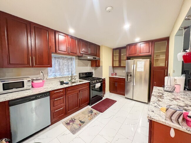 Foto del edificio - 545 76th St