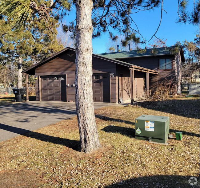 Stonybrook Condominiums 2 Bedroom Houses for Rent Minneapolis, MN 1