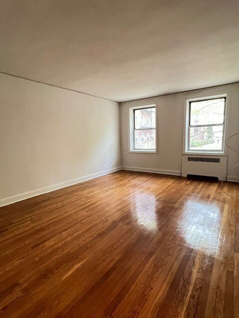 Foto del edificio - 1 Larchmont Acres